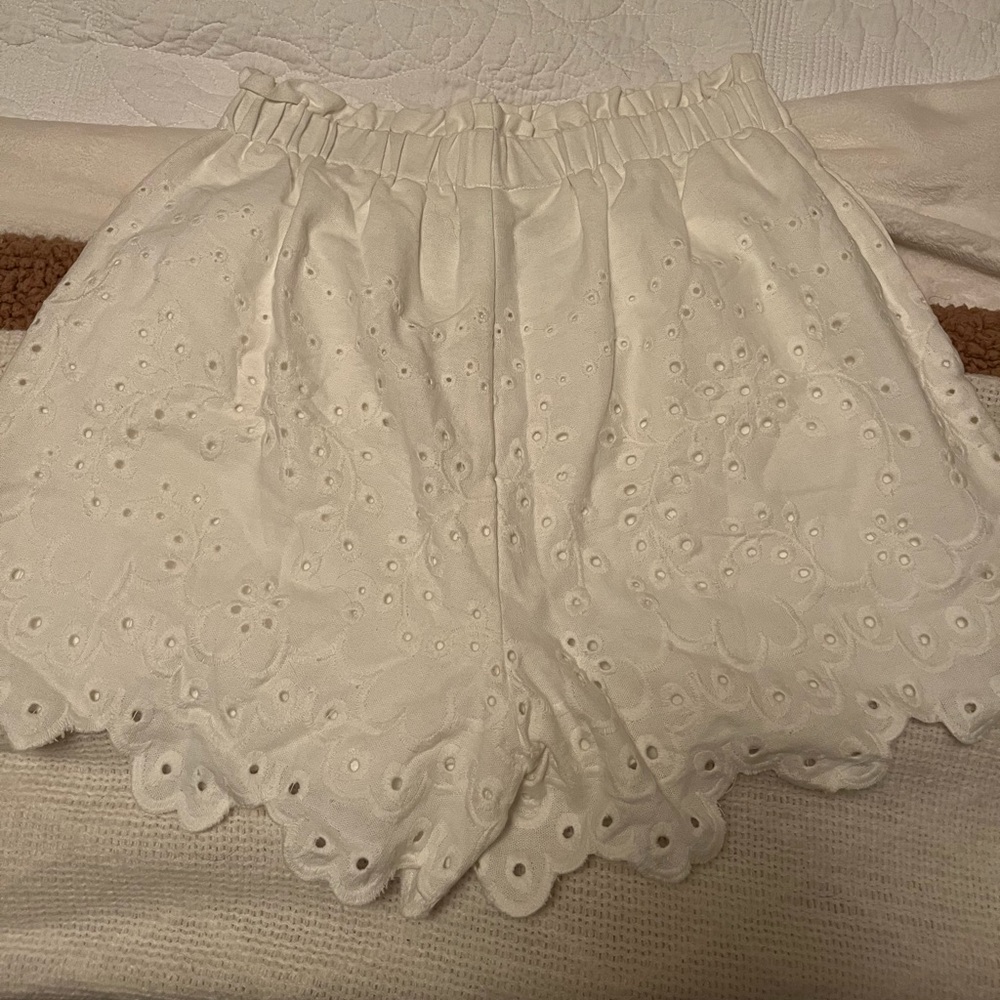Size small London eyelet white lace shorts